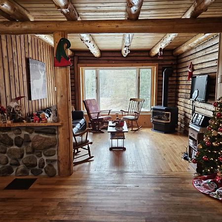 Cozy Log Cottage La Minerve Экстерьер фото