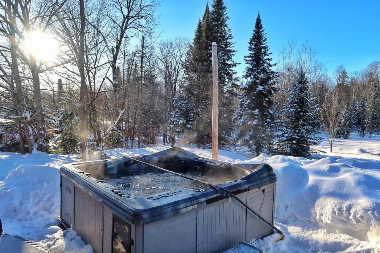 Cozy Log Cottage La Minerve Экстерьер фото